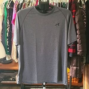 Under Armour Grey Loose Fit t-shirt Sz XL